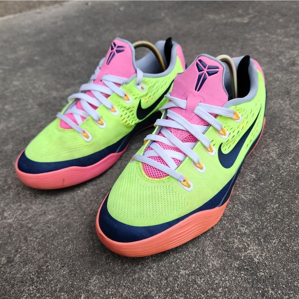 Nike Multicolor Athletic Shoes